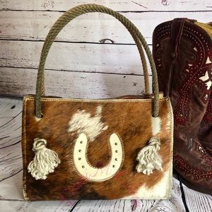 ‼️SOLD‼️ Leather Work Unlimited Cowhide/Lariat